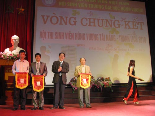 album Thanhlich2010_6.jpg