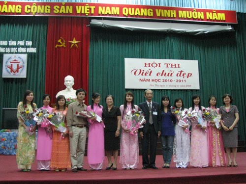 album vietchudep_10_8.jpg