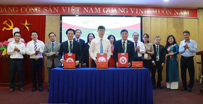 Be mac dot Khao sat chinh thuc danh gia ngoai 03 chuong trinh dao tao DHCQ tai Truong Dai hoc Hung Vuong