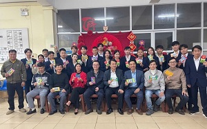 Chuong trinh tiec tat nien chao don nam moi xuan At Ty 2025 cho cac LHS Lao.