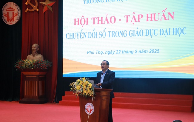 Hoi thao - Tap huan “Chuyen doi so trong giao duc dai hoc - Truong Dai hoc Hung Vuong
