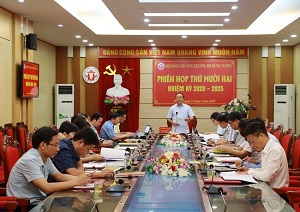 Phien hop thu Muoi hai Hoi dong truong Truong DH Hung Vuong nhiem ky 2020 - 2025