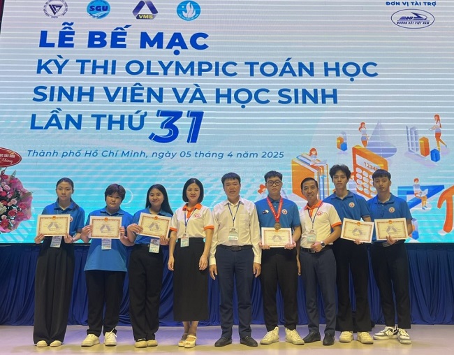 Sinh vien HVU dat giai tai Ky thi Olympic Toan hoc sinh vien toan quoc lan thu 31 nam 2025