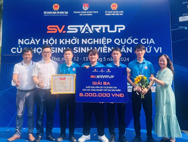 Sinh vien Truong Dai hoc Hung Vuong dat giai cao tai vong Chung ket cuoc thi “SV.STARTUP - Ngay hoi Khoi nghiep Quoc gia cua hoc sinh, sinh vien lan thu VI”