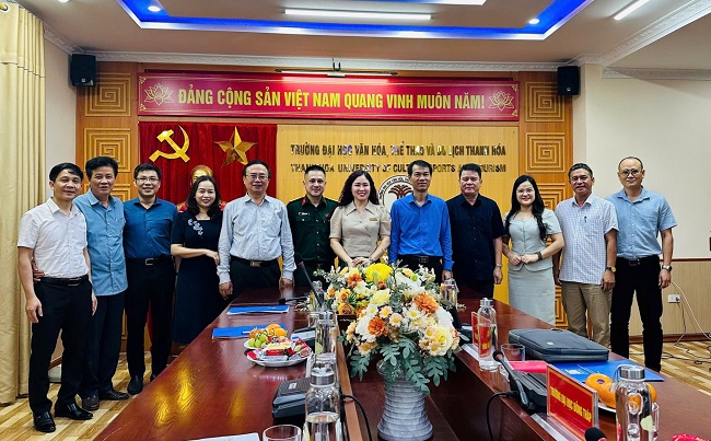 Truong Dai hoc Hung Vuong tham gia Hoi thao khoa hoc Quoc gia: “Phat trien khoa hoc cong nghe, doi moi sang tao va chuyen doi so trong cac truong dao tao van hoa - nghe thuat”