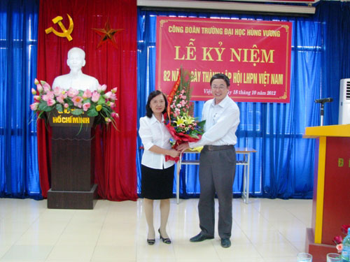 Le ky niem 82 nam ngay thanh lap Hoi Lien hiep Phu nu Viet Nam (20/10/1930 – 20/10/2012)