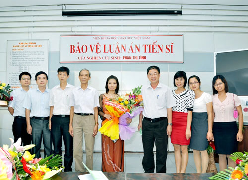 Dai hoc Hung Vuong them 1 tan Tien sy