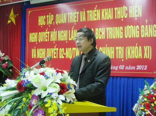 Hoc tap, quan triet va trien khai thuc hien Nghi quyet Hoi nghi lan thu ba Ban Chap hanh Trung uong Dang va Nghi quyet 02-NQ/TW cua Bo Chinh tri (khoa XI)