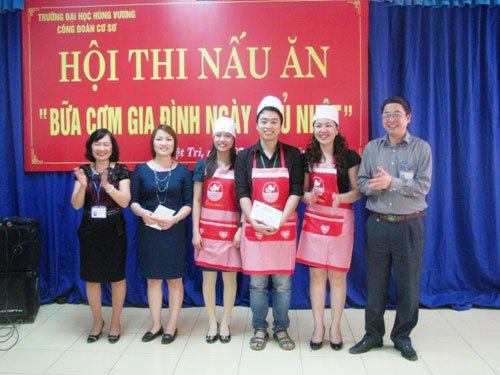 Hoi thi nau an chao mung Ngay Quoc te Phu nu 8.3