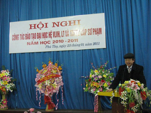 Hoi nghi cong tac dao tao dai hoc he vua lam vua hoc, lien thong va trung cap su pham nam hoc 2010 – 2011