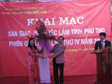 Truong Dai hoc Hung Vuong tham gia san giao dich viec lam lan thu IV