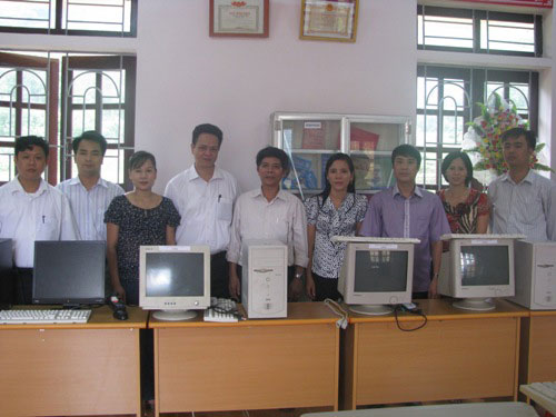 Huong ve huyen mien nui, vung sau, vung xa Tan Son