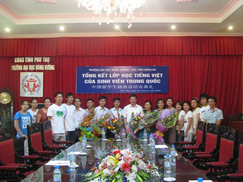 Tong ket lop hoc Tieng Viet cua sinh vien Trung Quoc