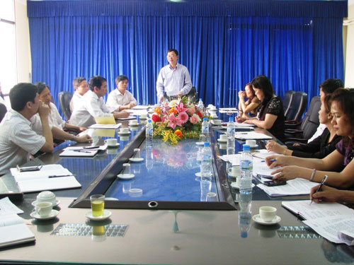 Cong tac chuan bi chao mung ky niem 10 nam dao tao dai hoc