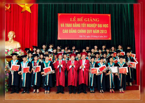 Le Be giang va trao bang tot nghiep Dai hoc, Cao dang he chinh quy nam 2013