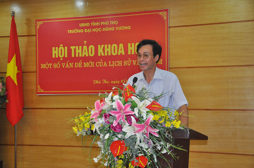 Khoa Khoa hoc Xa hoi va Nhan van to chuc Hoi thao khoa hoc “Mot so van de moi cua lich su Viet Nam”