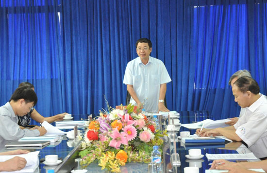 Truong Dai hoc Hung Vuong to chuc nghiem thu giao trinh