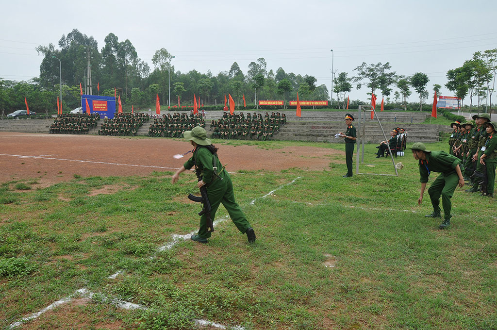 Trung tam Giao duc quoc phong va an ninh, Truong Dai hoc Hung Vuong to chuc Hoi thao quoc phong sinh vien Khoa 7 – GDQP&AN