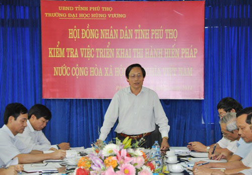 Hoi dong nhan dan tinh Phu Tho kiem tra viec trien khai thi hanh Hien phap nam 2013 cua Truong Dai hoc Hung Vuong
