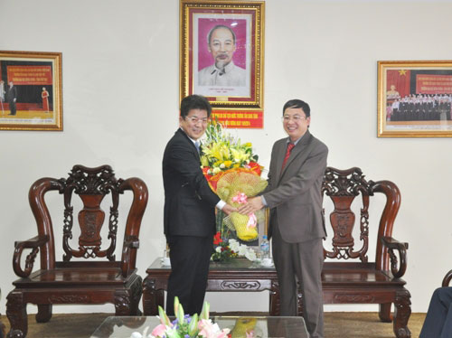 Doan cong tac tinh Nara, Nhat Ban tham va lam viec voi Truong Dai hoc Hung Vuong