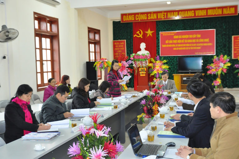 Nghiem thu hai de tai khoa hoc cong nghe cap tinh Tuyen Quang do Truong Dai hoc Hung Vuong chu tri