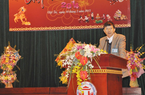 Khoa Toan Cong nghe, Truong Dai hoc Hung Vuong to chuc so ket hoc ky I nam hoc 2014-2015 va trao giay khen cho cac sinh vien dat giai trong ky thi Olympic