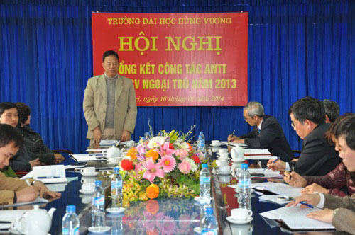 Hoi nghi tong ket cong tac an ninh trat tu va quan ly sinh vien ngoai tru nam 2013