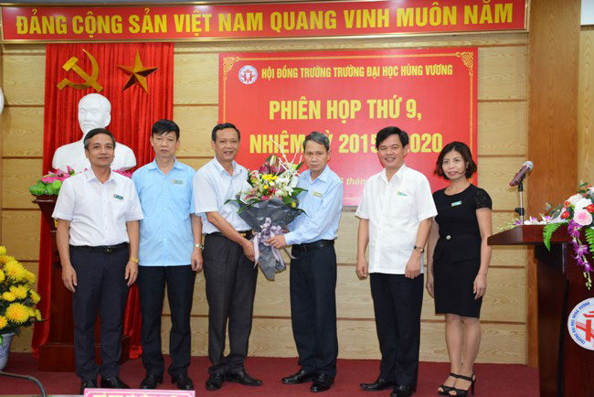 Hoi nghi Hoi dong truong Truong DH Hung Vuong phien thu 9, nhiem ky 2015 – 2020