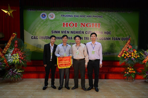 Truong Dai hoc Hung Vuong tham gia du hoi nghi sinh vien nghien cuu khoa hoc cac truong Kinh te va Quan tri kinh doanh lan thu III – nam 2014