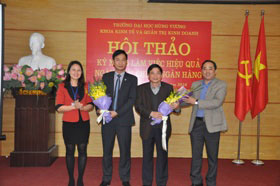 Khoa Kinh te & Quan tri kinh doanh to chuc hoi thao “Ky nang lam viec hieu qua nganh tai chinh ngan hang”