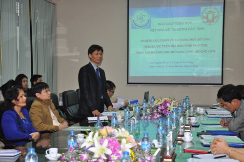 Hoi nghi nghiem thu de tai khoa hoc cap tinh cua Truong Dai hoc Hung Vuong
