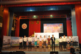 Truong Dai hoc Hung Vuong to chuc thanh cong Hoi thi tieng Viet va giao luu van hoa cho luu hoc sinh Lao cac truong dai hoc