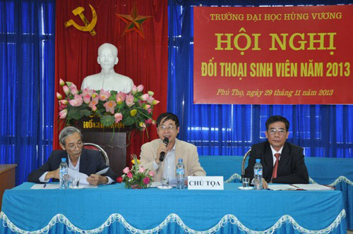 Hoi nghi doi thoai sinh vien nam 2013