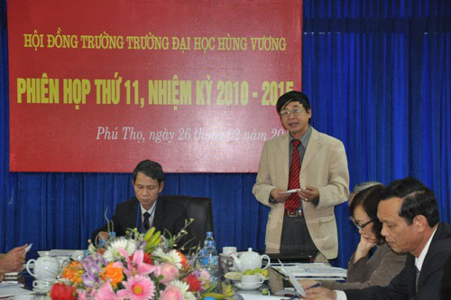 Hoi dong truong Truong Dai hoc Hung Vuong hop phien thu 11 nhiem ky 2010 – 2015
