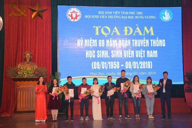 Soi noi cac hoat dong ky niem 69 nam ngay truyen thong hoc sinh, sinh vien (09/01/1950 - 09/01/2019)