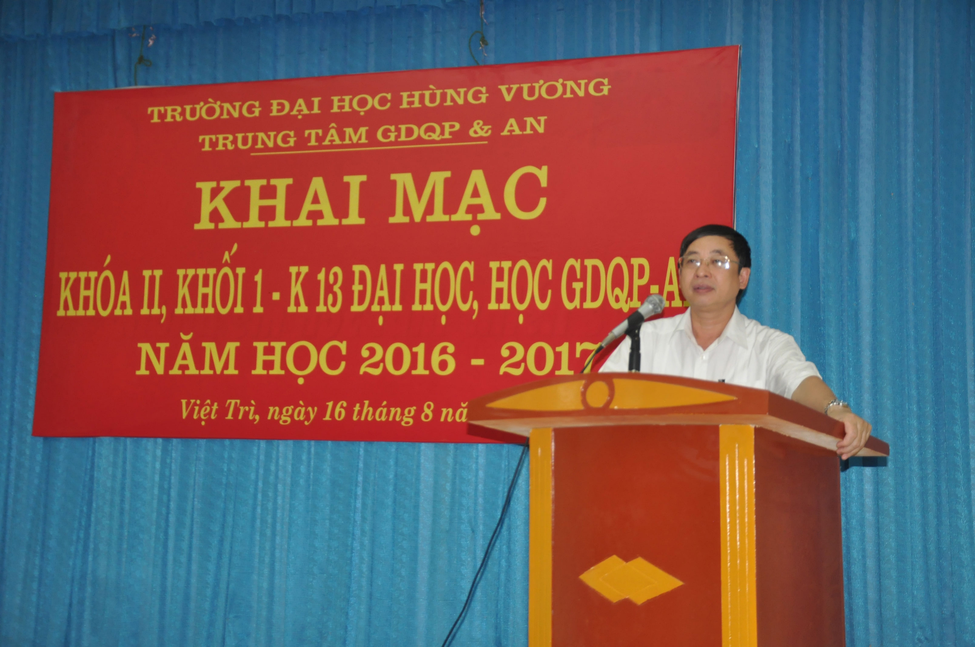 Truong Dai hoc Hung Vuong to chuc khai mac Khoa II, Khoi 1 Giao duc quoc phong va an ninh - K13 dai hoc su pham nam hoc 2016-2017