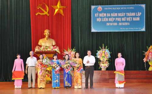 Truong Dai hoc Hung Vuong to chuc Le ky niem 84 nam ngay thanh lap Hoi Lien hiep phu nu Viet Nam