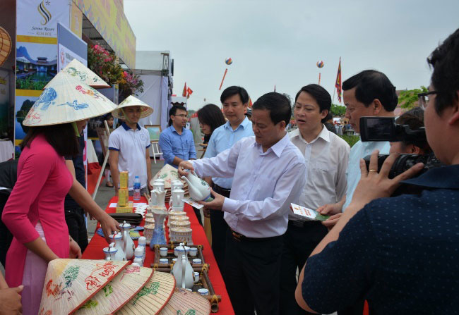 Soi noi cac hoat dong tai Hoi trai van hoa Truong Dai hoc Hung Vuong 