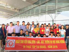 Sinh vien khoa Nong - Lam - Ngu tiep tuc tham gia chuong trinh dao tao thuc hanh nong nghiep tai ISRAEL