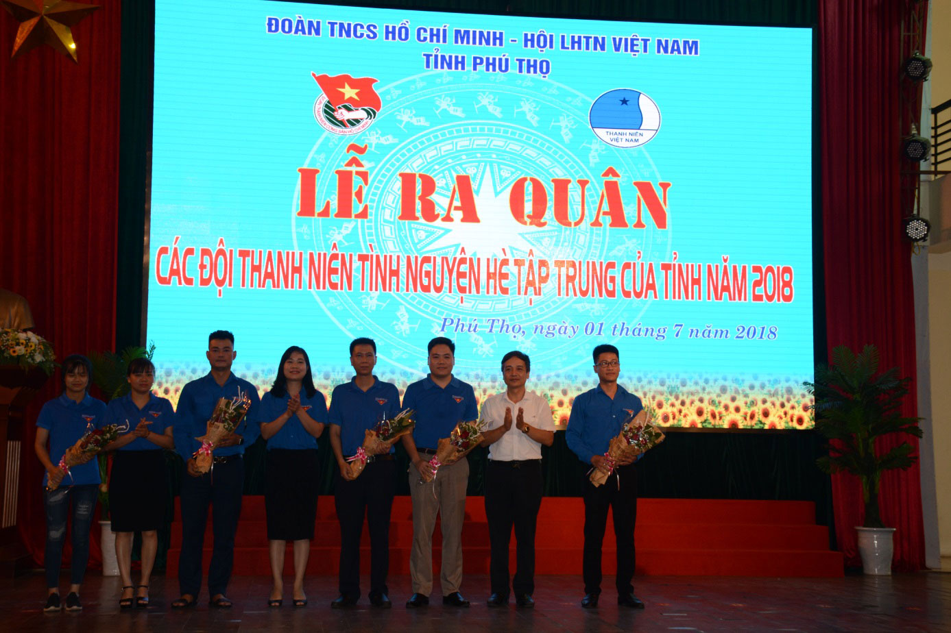 Le ra quan cac doi tinh nguyen he tap trung cua tinh Phu Tho tai huyen Thanh Son, Tan Son, Yen Lap	