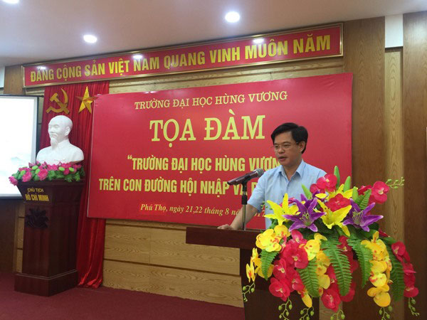 To chuc toa dam “Dinh huong phat trien Truong Dai hoc Hung Vuong”