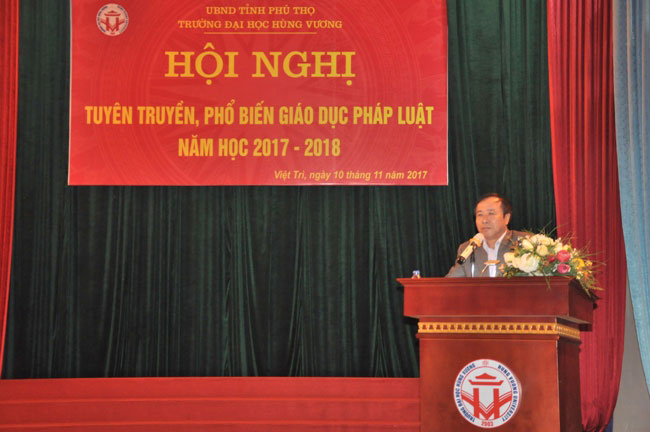 Truong Dai hoc Hung Vuong to chuc Hoi nghi tuyen truyen, pho bien giao duc phap luat nam hoc 2017 - 2018
