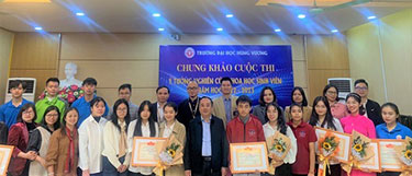 Video: Truong Dai Hoc Hung Vuong to chuc Vong chung khao cuoc thi y tuong va duyet thuyet minh de tai NCKH Sinh vien nam hoc 2022 - 2023