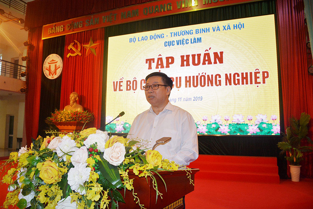 Cuc Viec lam, Bo Lao dong – Thuong binh va Xa hoi phoi hop voi Truong Dai hoc Hung Vuong to chuc Hoi nghi tap huan ve bo cong cu huong nghiep nam 2019