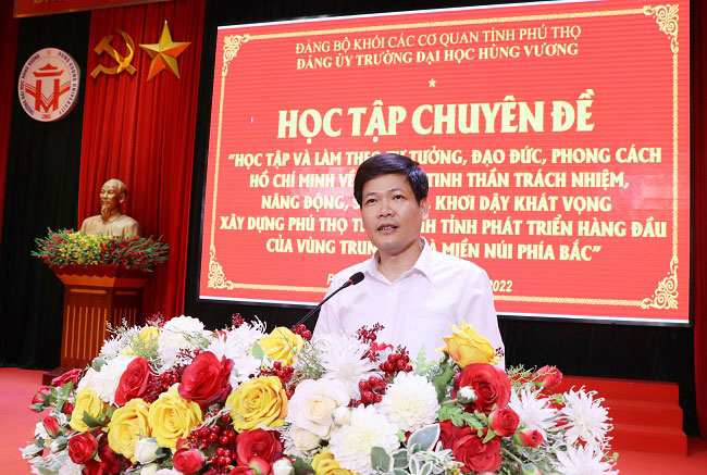 Dang uy Truong Dai hoc Hung Vuong to chuc Hoi nghi hoc tap Chuyen de nam 2022