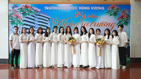 Truong DH Hung Vuong to chuc Le trao bang tot nghiep Dai hoc chinh quy dot thang 6 nam 2023