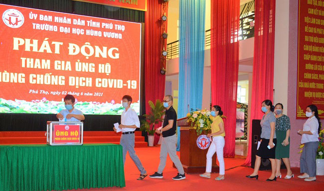 Truong Dai hoc Hung Vuong to chuc ung ho  phong, chong dich COVID-19
