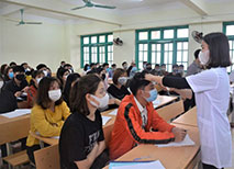 Sinh vien Truong Dai hoc Hung Vuong chinh thuc tro lai hoc tap sau ky nghi keo dai