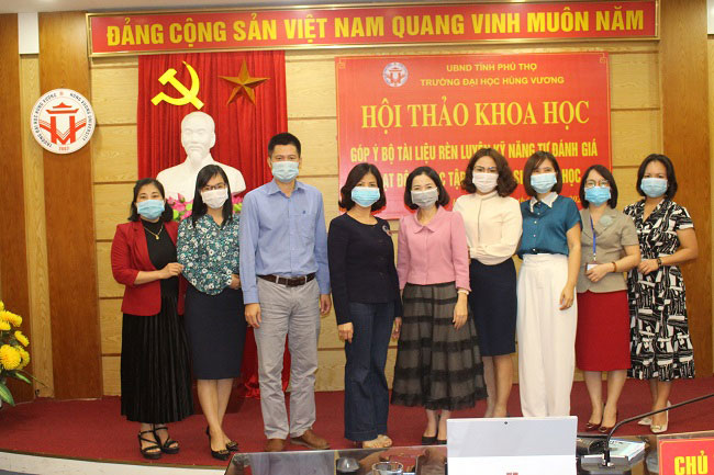 Truong DH Hung Vuong to chuc Hoi thao khoa hoc “Gop y bo tai lieu ren luyen ki nang tu danh gia hoat dong hoc tap cua hoc sinh tieu hoc”