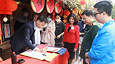Khong khi Xuan tran ngap HVU don chao nam moi 2023 - Xuan Quy Mao